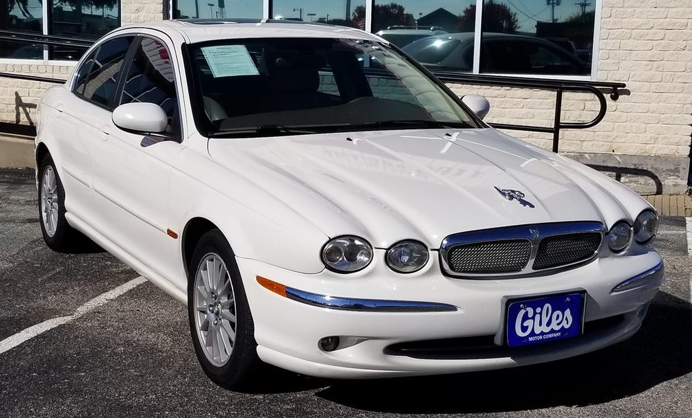 Giles Motors
