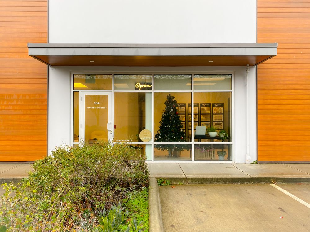 Kitchen Express Cabinets & Countertops