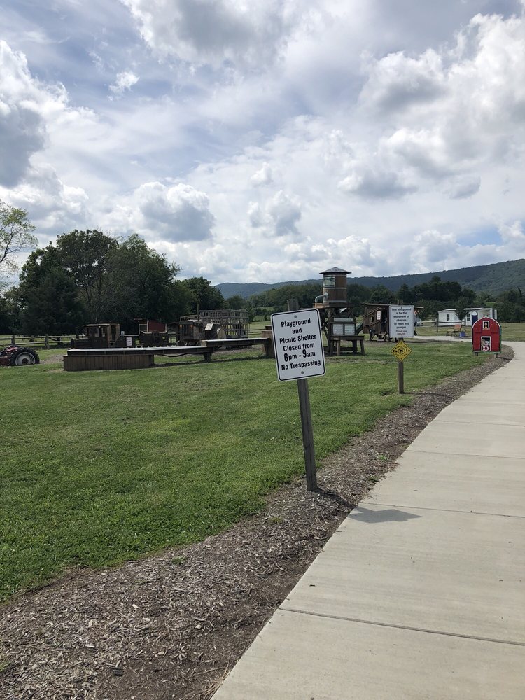 Woodbine Farms & Market 14 Reviews Farmers Market 5199 John