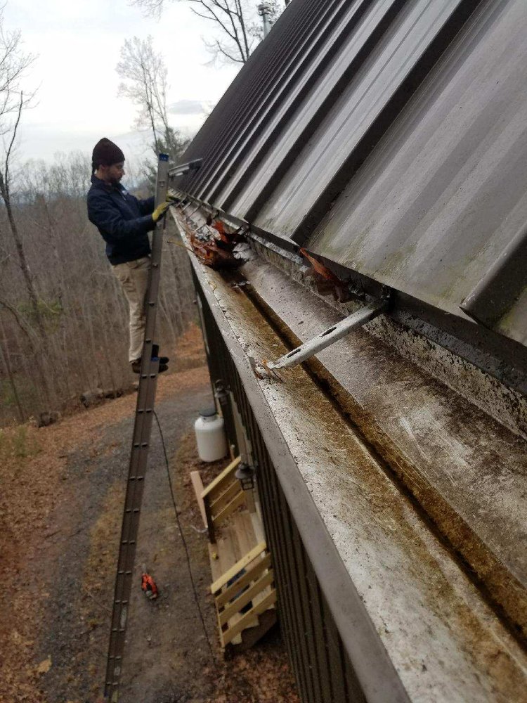 Asheville Gutter Cleaning & Maintenance
