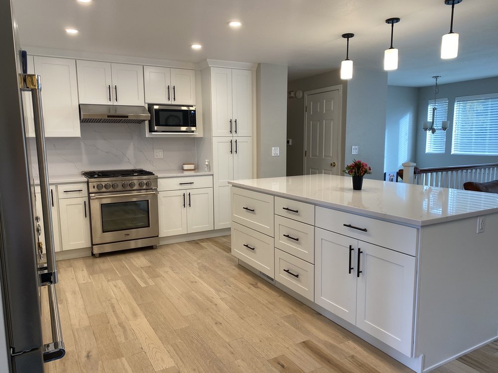 Design Kitchen & Bath