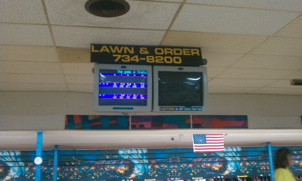 Gladstone Bowl 10 Reviews Bowling 300 NW 72nd St, Kansas City, MO