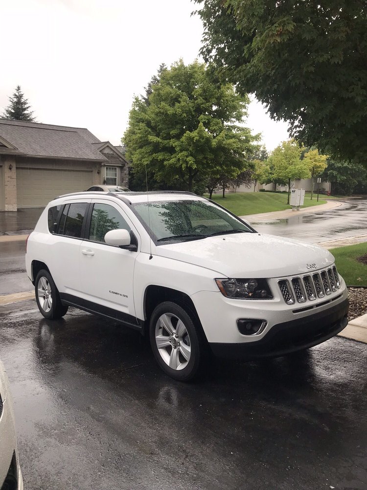 Photos For Jim Riehl S Friendly Chrysler Dodge Jeep Ram Cadillac