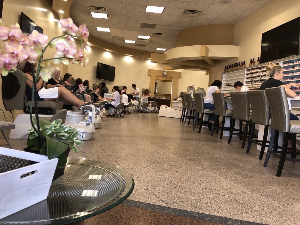 Happy Nails & Spa 6 240 Photos & 100 Reviews Nail Salons 39178
