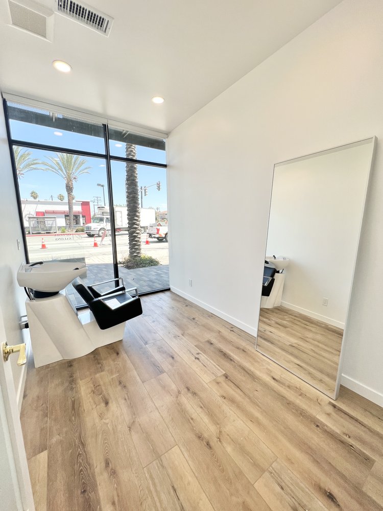 Optima Salon Suites - Carson