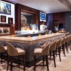 Best Restaurants Open Late Downtown In Chicago Il Last Updated Roanoke Restaurant