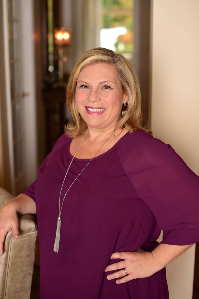 Ariana Gillette - Pearson Smith Realty