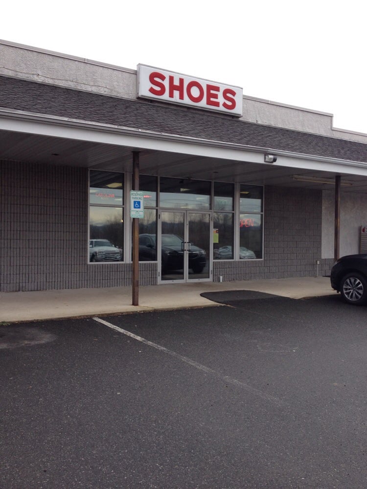 Merkel’s Shoes Shoe Stores 1070 E Philadelphia Ave, Gilbertsville