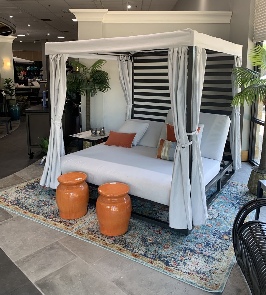 Sunnyland Outdoor Living