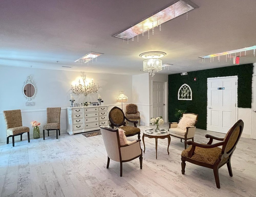 Puritie Spa & Studios