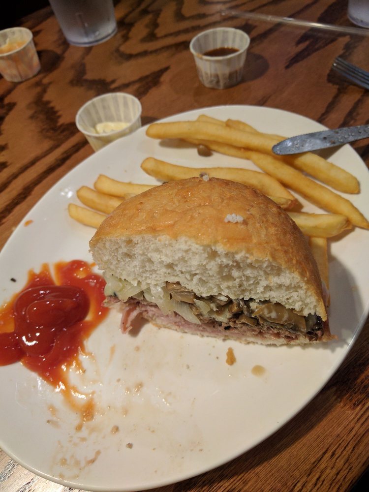 Sgt Pepper Burger Gluten Free Yelp Photo Of Abbey Road Restaurant Virginia Beach Va United States Sgt