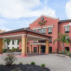 Quality Suites 33 Photos Hotels 320 S Cities Service Hwy Photo Of Quality Suites Sulphur La United States