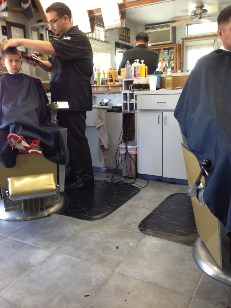Joe’s Barber Shop 53 Reviews Barbers 681 W Arbor Vitae St