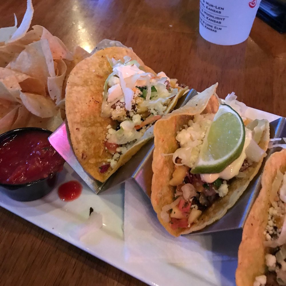 Austin’s Bar & Grill 42 Reviews Sports Bars 245 N Moonlight Rd