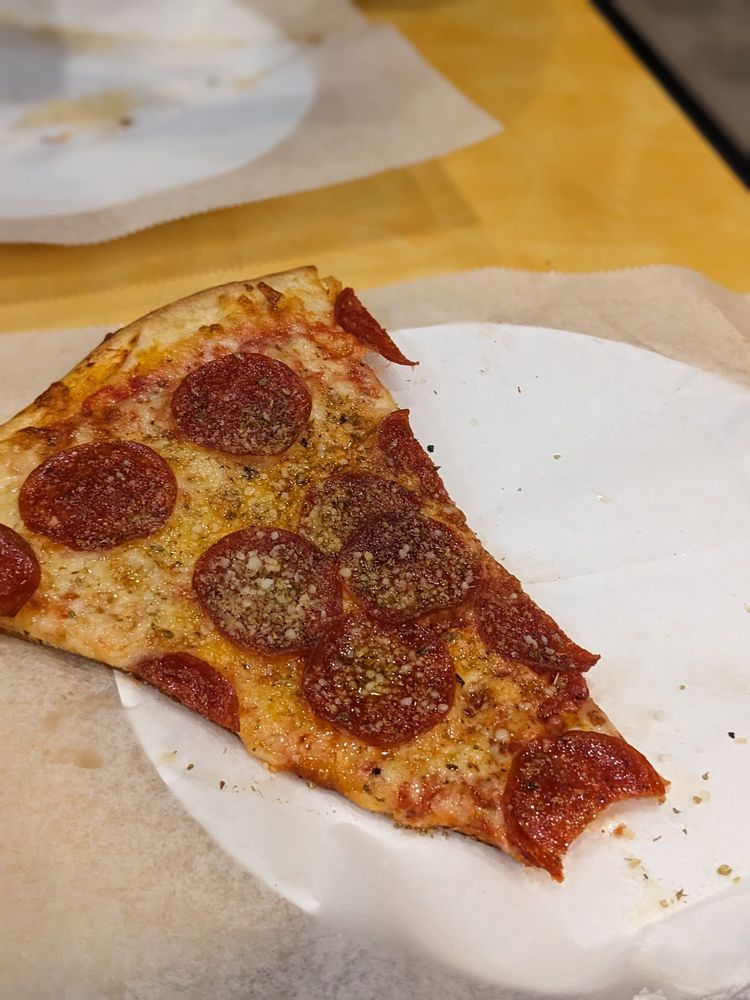 Joe's Pizza