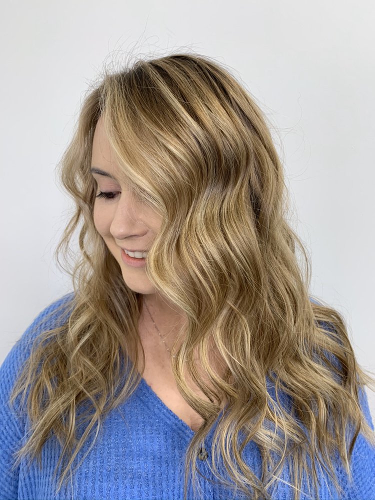 Julie Winsbury Hairstylist