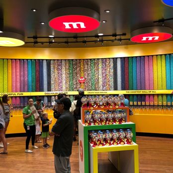 m ms world 2120 photos 838 reviews chocolatiers shops m m store las vegas