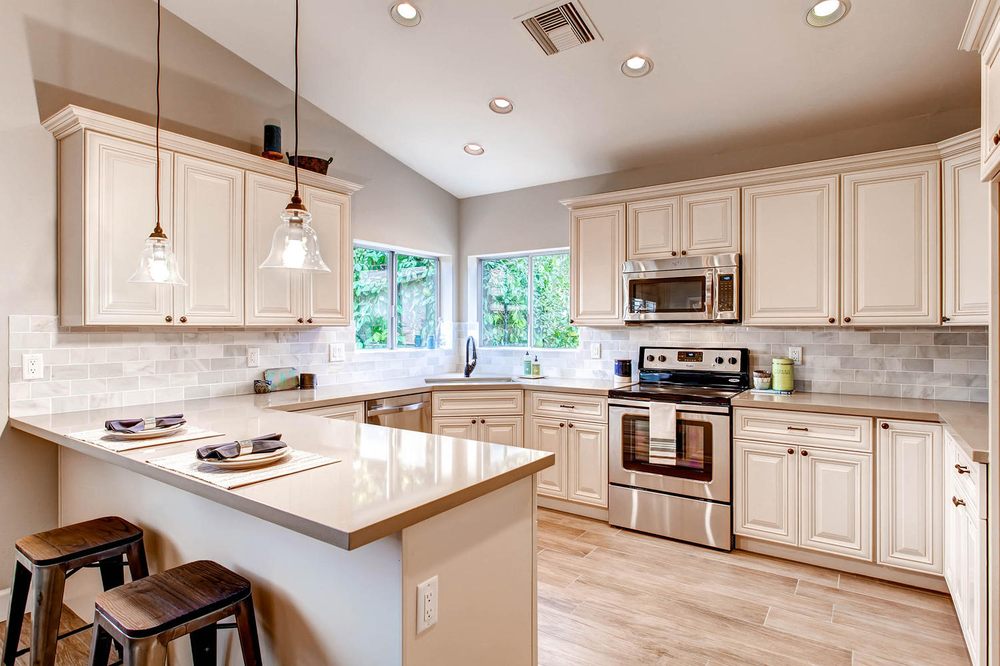 Cabinet And Decor