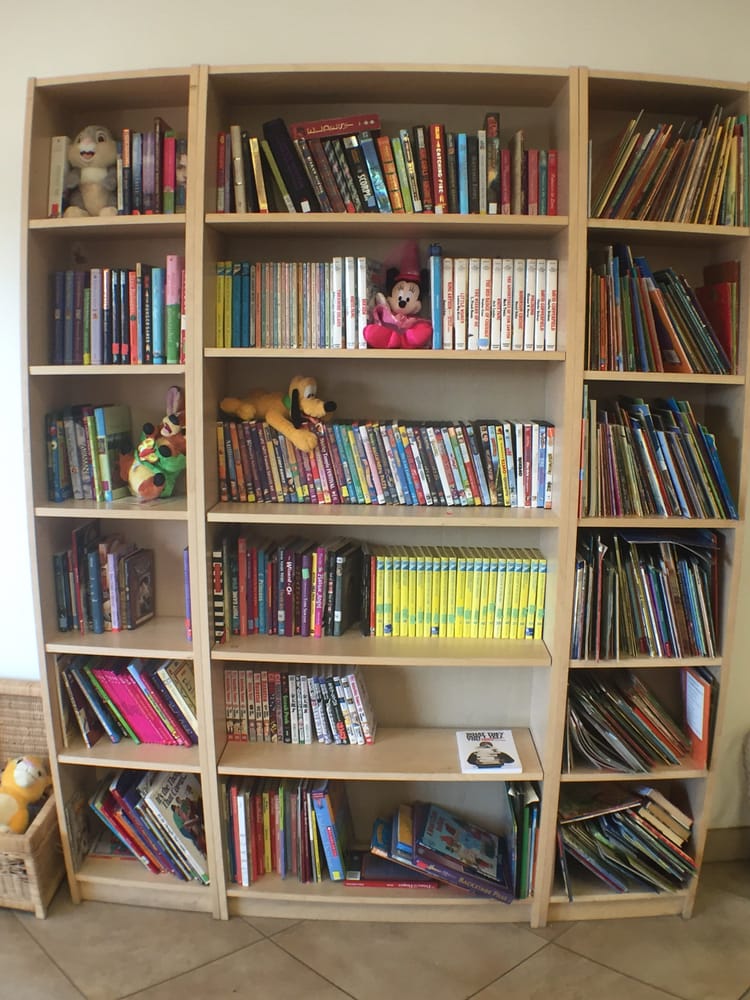 Goodwill Southern California Book Store and Donation Center 29