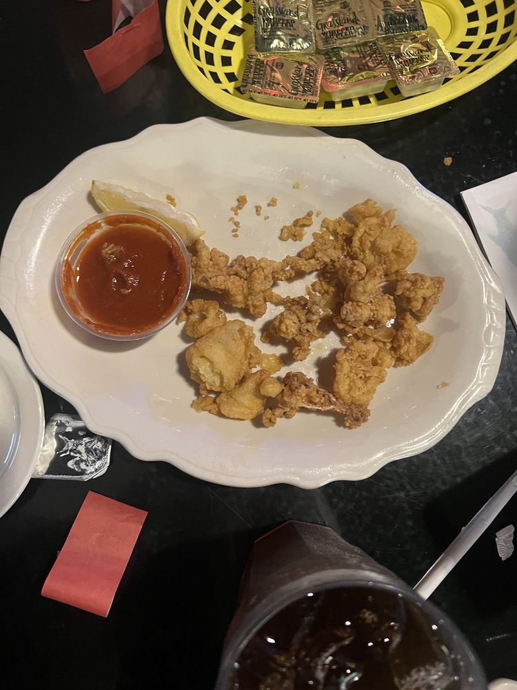 Captain John's Dockside