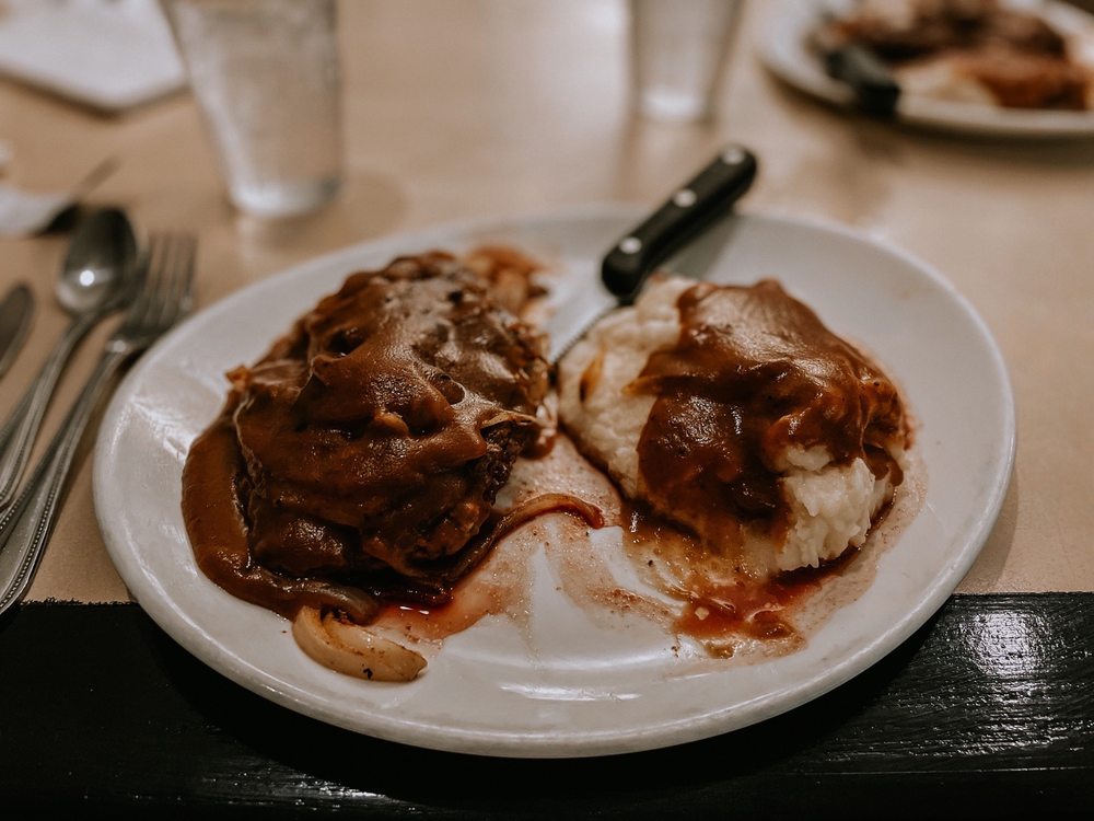 Crossroads Family Restaurant
