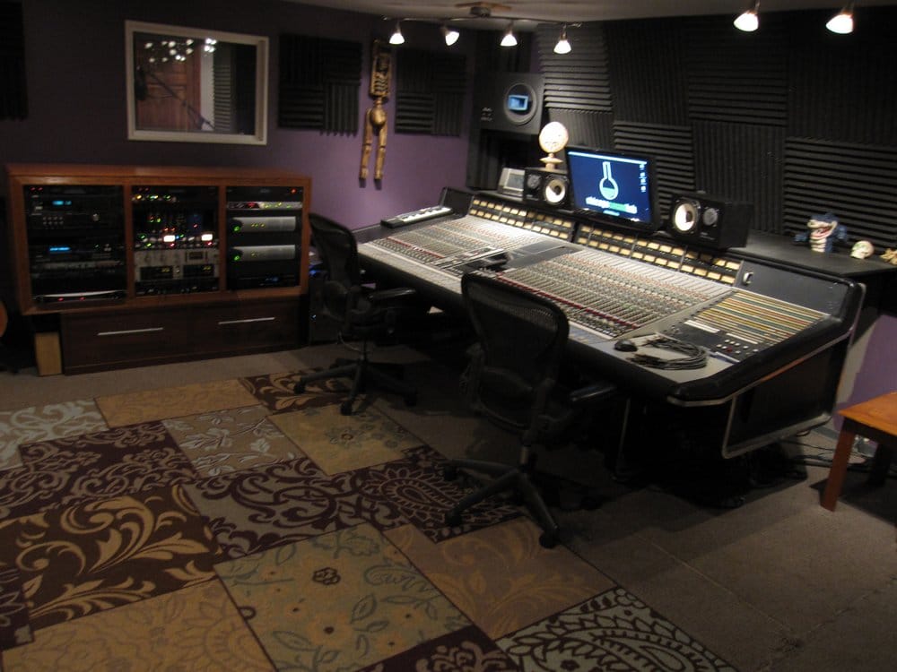 Chicago Sound Lab Recording & Rehearsal Studios 7543 W 63rd St