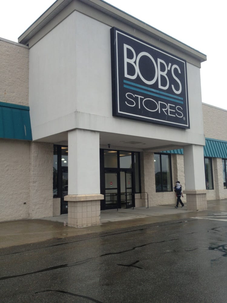 Bob’s Store Department Stores 571 Boston Tpke, Shrewsbury, MA