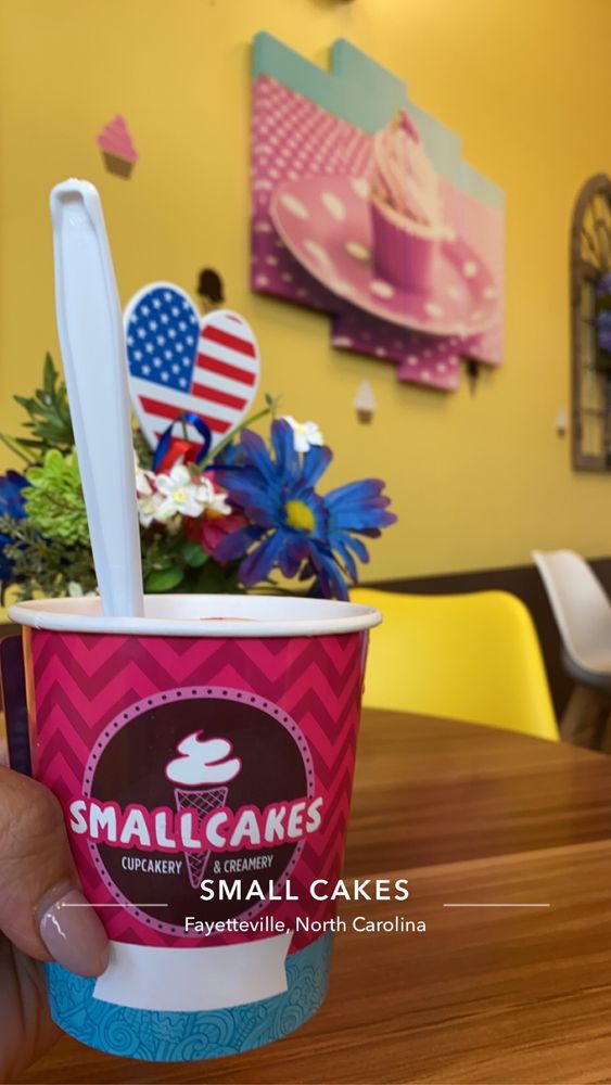 Smallcakes Cupcakery And Creamery