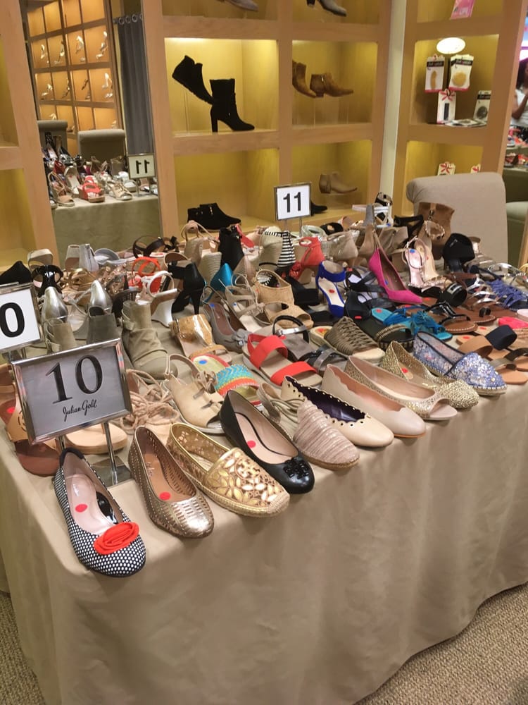 Julian Gold Inc Women's Clothing 3840 S Alameda St, Corpus Christi