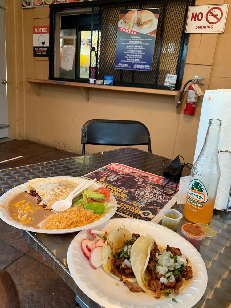 Los Compadres Taqueria Los Compadres Taqueria