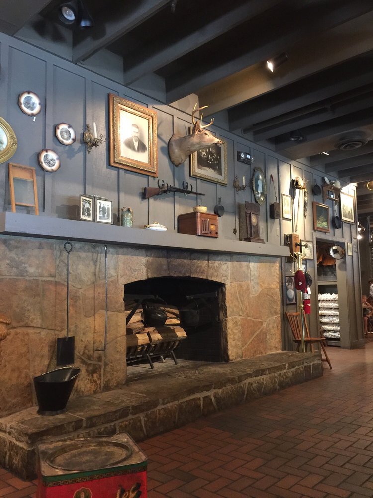 Cracker Barrel Old Country Store 32 Photos & 33 Reviews Breakfast