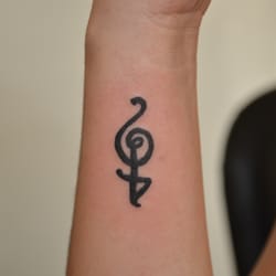 infamous tattoos 114 photos u0026 22 reviews tattoo 1696 infamous tattoos 114 photos u0026 22 reviews tattoo 1696