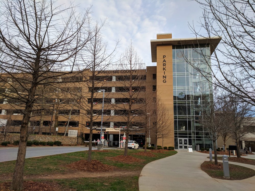 College Street Parking Deck