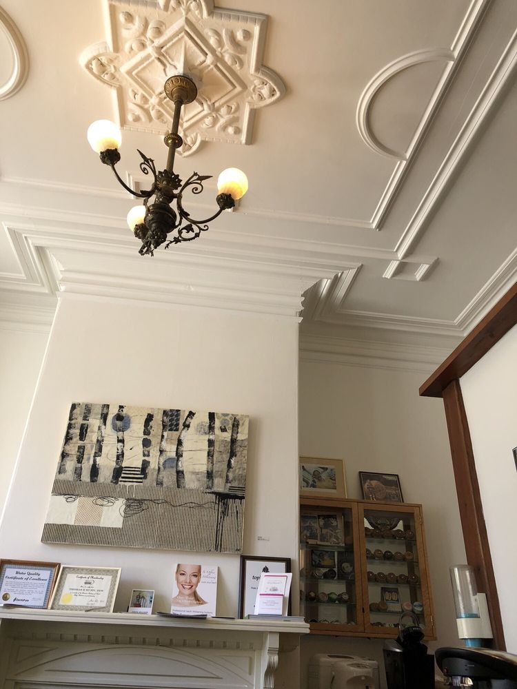 image of business Thomas R Kuhn, DDS