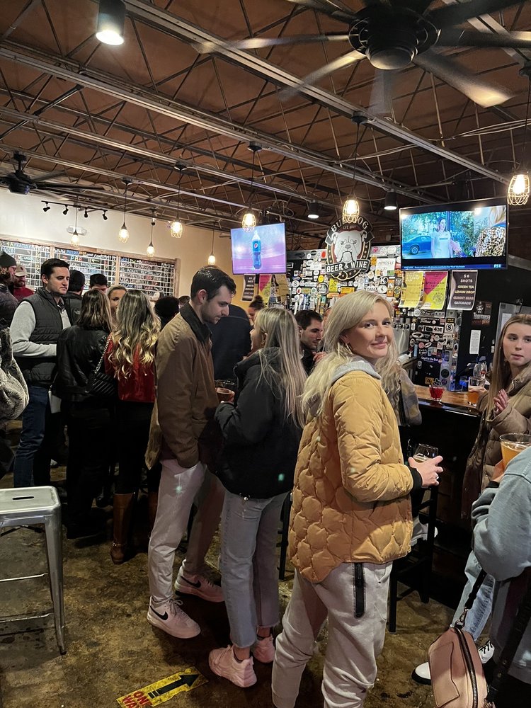 Bulldog Beer & Wine - South End