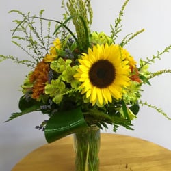 Creative Expressions Florist 10 Photos Florists 10541 Photo Of Creative Expressions Florist White Plains Md United States
