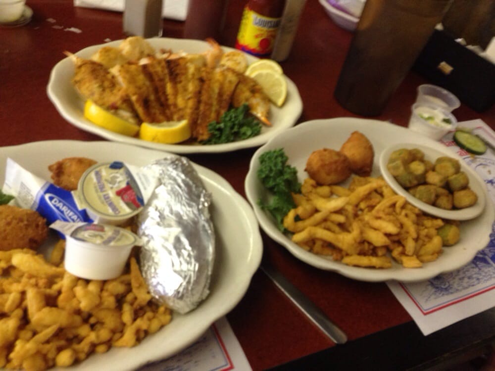 Cedar River Seafood Seafood 542500 US 1, Northside, Callahan, FL