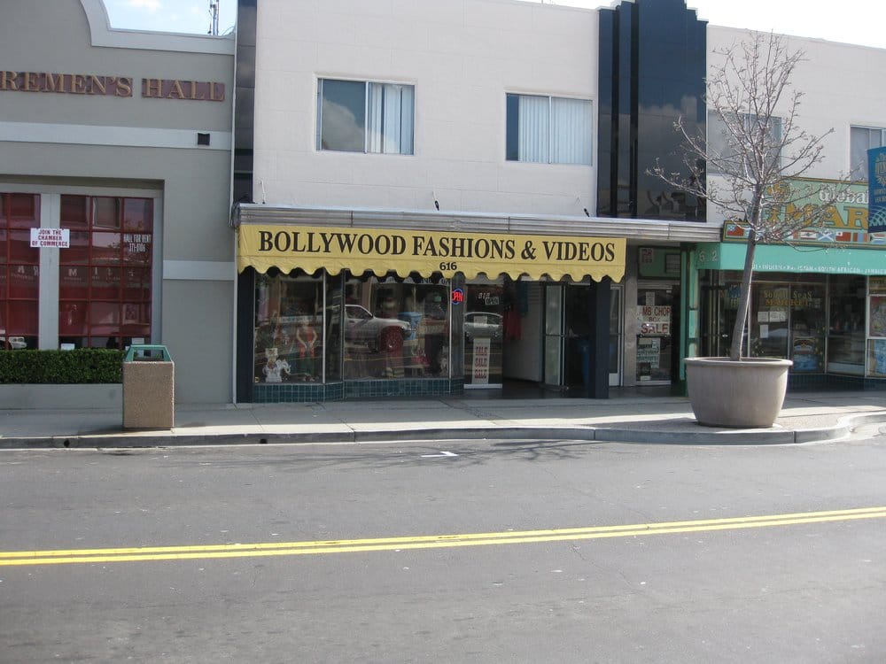san bruno women Police in the california city of mountain view about 30 miles (48 kilometers) from where the youtube shooting happened say they did not tell san bruno police about with their interactions with the suspect less than 12 hours before the attack mountain view police said in a statement wednesday that. san bruno women Police in the california city of mountain view about 30 miles (48 kilometers) from where the youtube shooting happened say they did not tell san bruno police about with their interactions with the suspect less than 12 hours before the attack mountain view police said in a statement wednesday that.