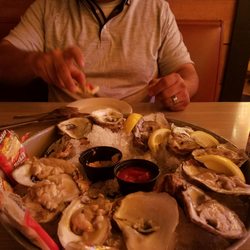 Razzoos Cajun Cafe 339 Photos 328 Reviews Creole 201 Photo Of Razzoos Cajun Cafe Round Rock Tx United States Oysters