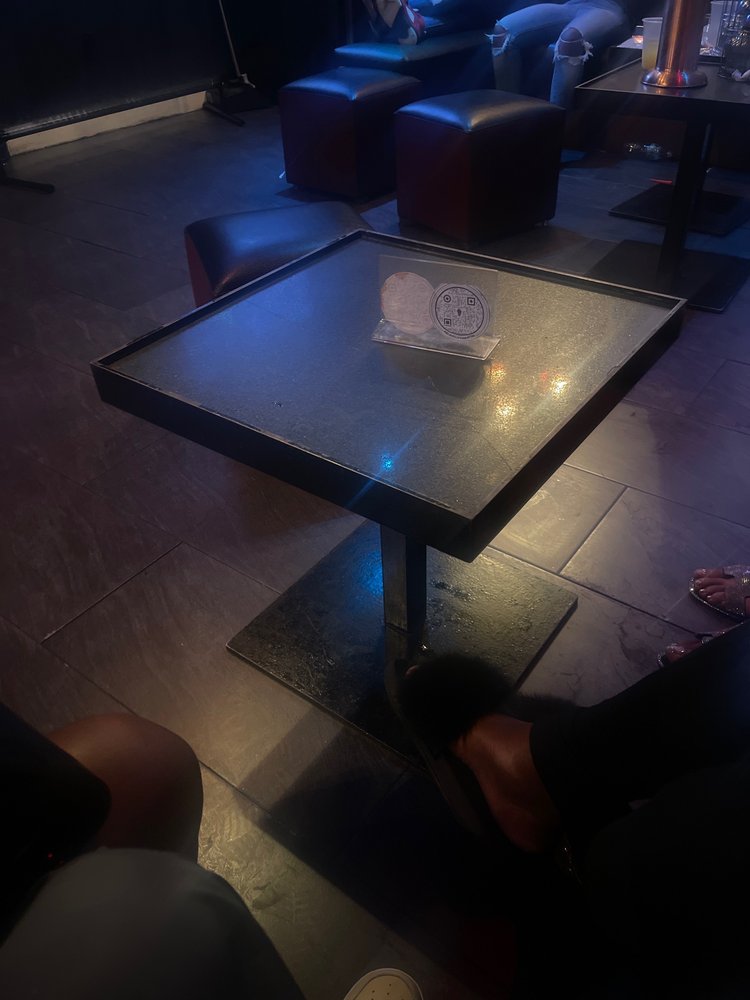 Halo Kitchen & Lounge