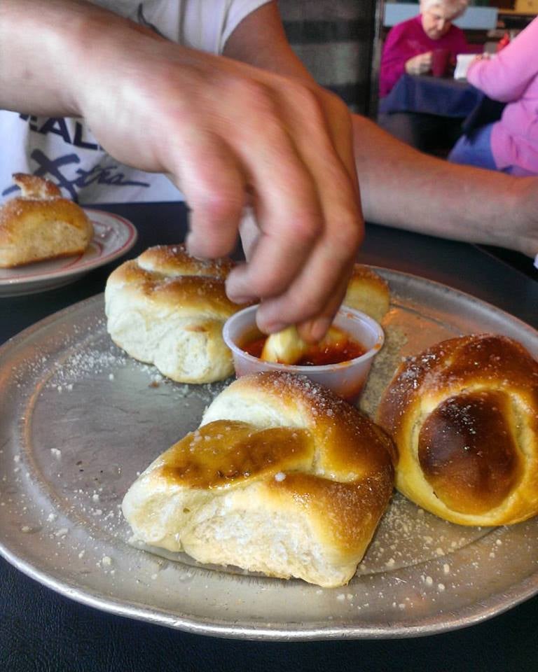 Gondola Restaurant 20 Photos & 17 Reviews Pizza 412 E Carroll St