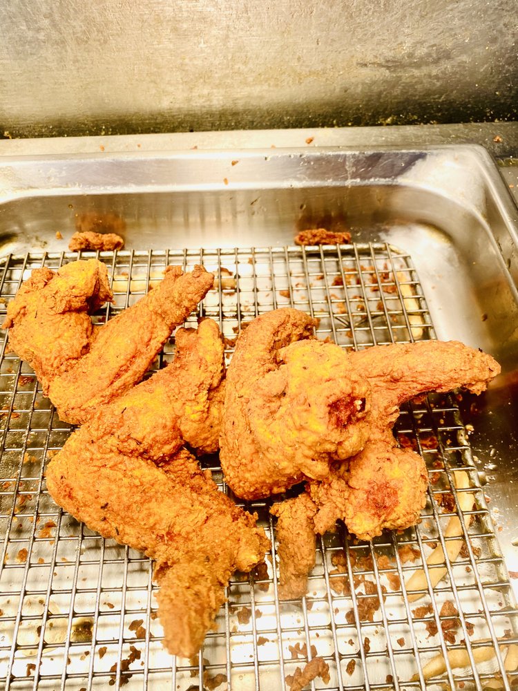 Louisiana Famous Fried Chicken & Waffles