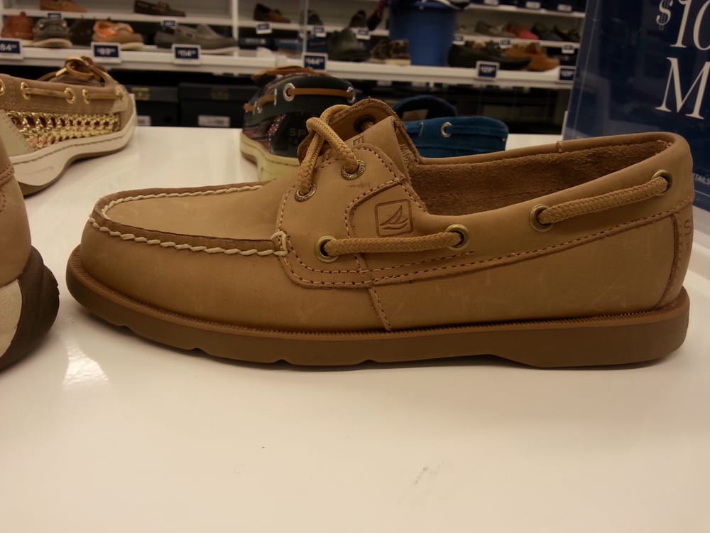 Sperry Outlet Shoe Stores 1 Premium Outlet Blvd, Wrentham, MA