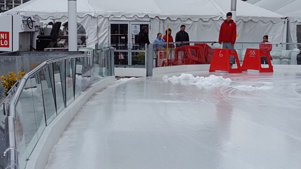 Tysons Corner Ice Skating Rink