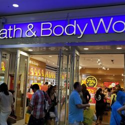 bath body works 375 photos 146 reviews cosmetics beauty bath and body works customer service
