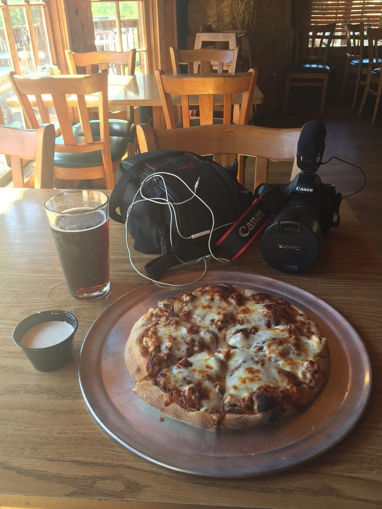 The Pizza Barn 28 Photos & 110 Reviews Pizza 11401 Kernville Rd