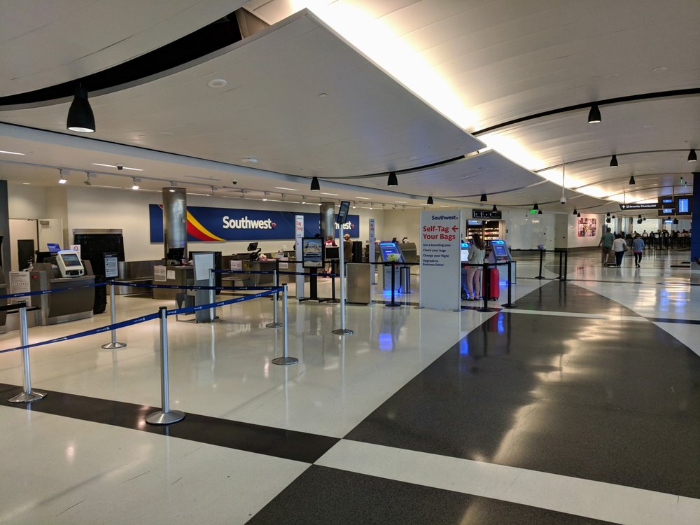BirminghamShuttlesworth International Airport BHM 258 Photos & 259 Reviews Airports