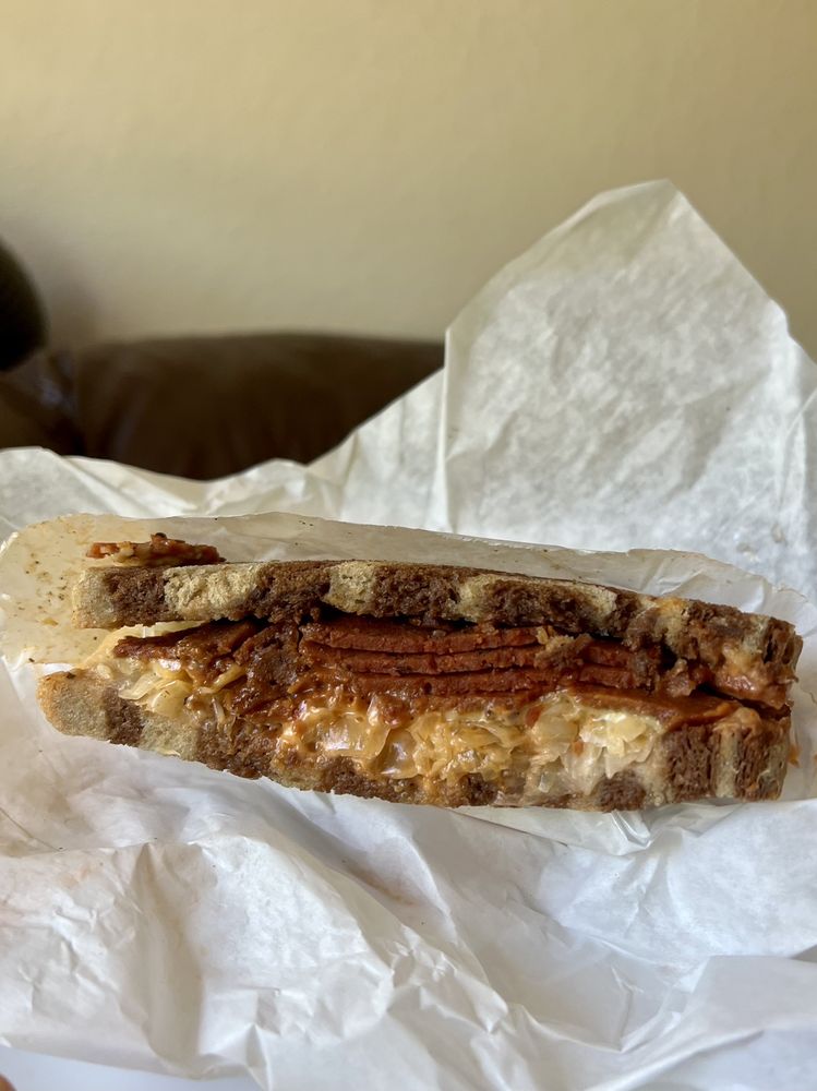 Ben & Esther's Vegan Jewish Deli