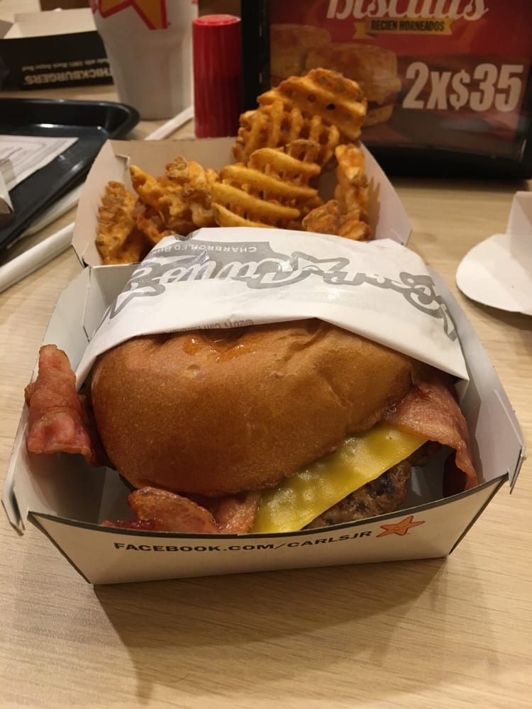 Carl’s Jr. Burgers Blvd. Adolfo López Mateos 1812, León, Guanajuato