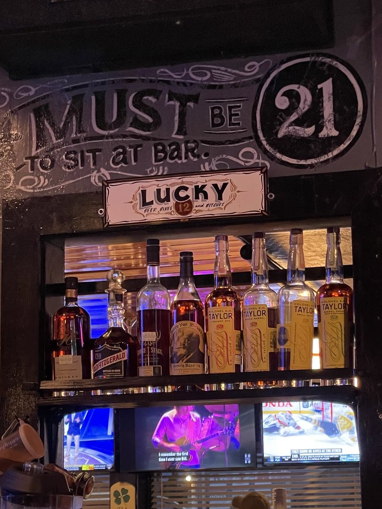 Lucky 12 Tavern
